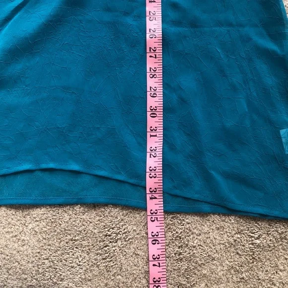 Adore Teal Short Sleeve Tunic with Gorgeous Embroidery Detail NWT! Sz S - Picture 10 of 10